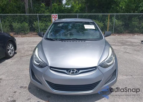 2016 Hyundai Elantra Se z USA, uszkodzony, nr VIN 5NPDH4AE8GH774845